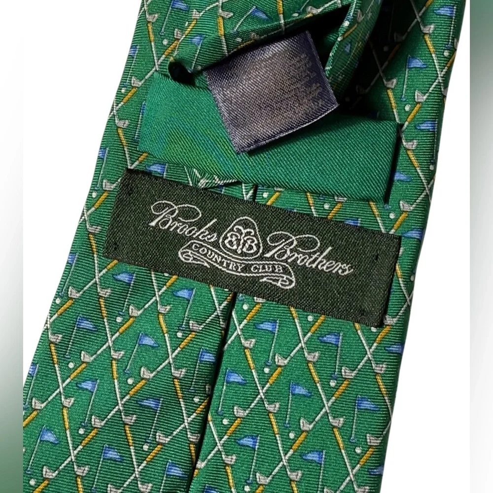 Brooks Brothers Country Club Silk Tie Green Golf Club Golf Flag Print Business
